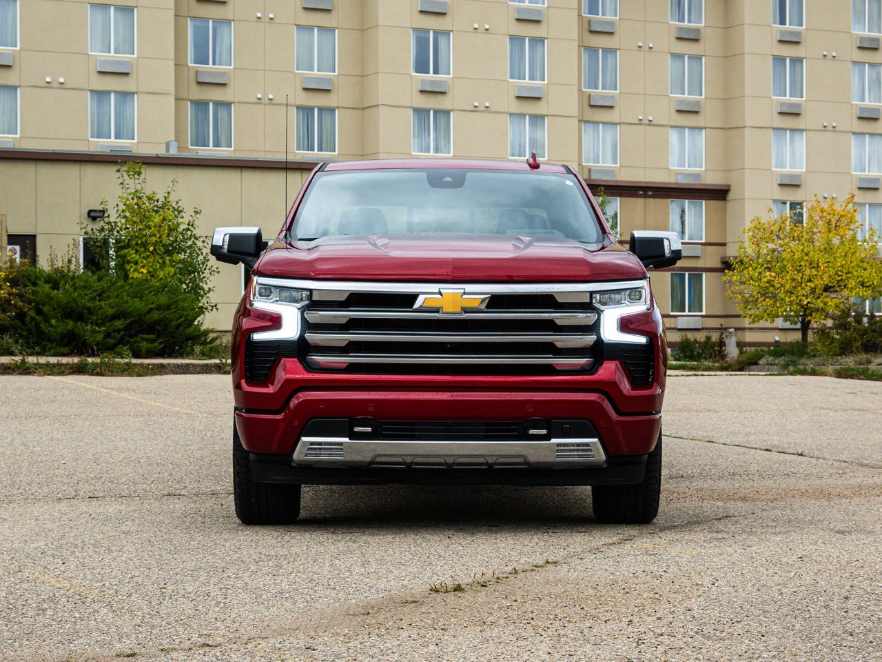 2024 Chevrolet Silverado 1500 4WD Crew Cab 147 High Country Red Sherwood Park - photo #2