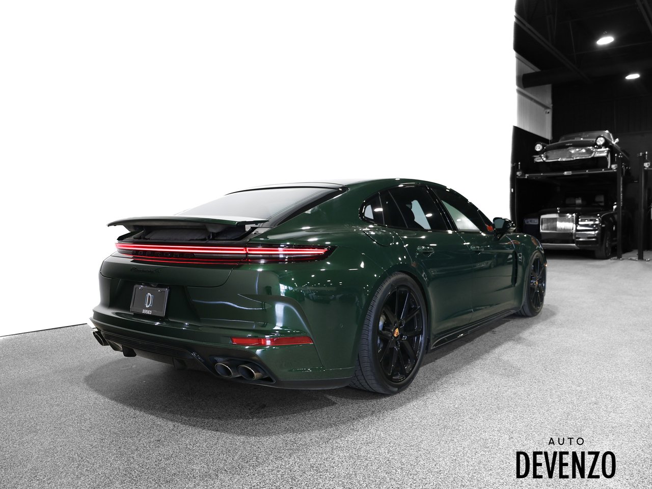 2024 Porsche Panamera Green Saint-Eustache - photo #3