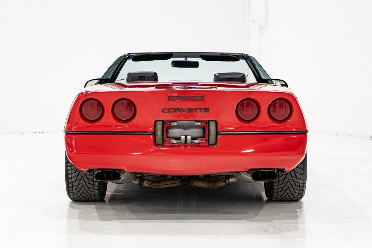Chevrolet Corvette *PRIX EN USD* Callaway Turbo #123/400 built 1988 Rouge Montréal - photo #1