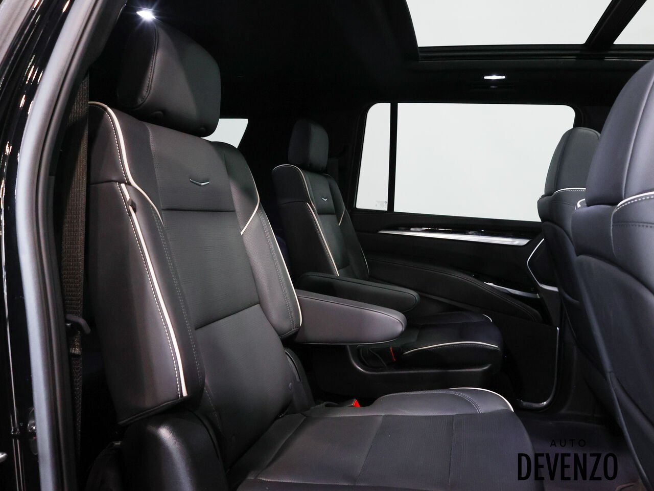 Cadillac Escalade ESV 2026 Noir Saint-Eustache - photo #9