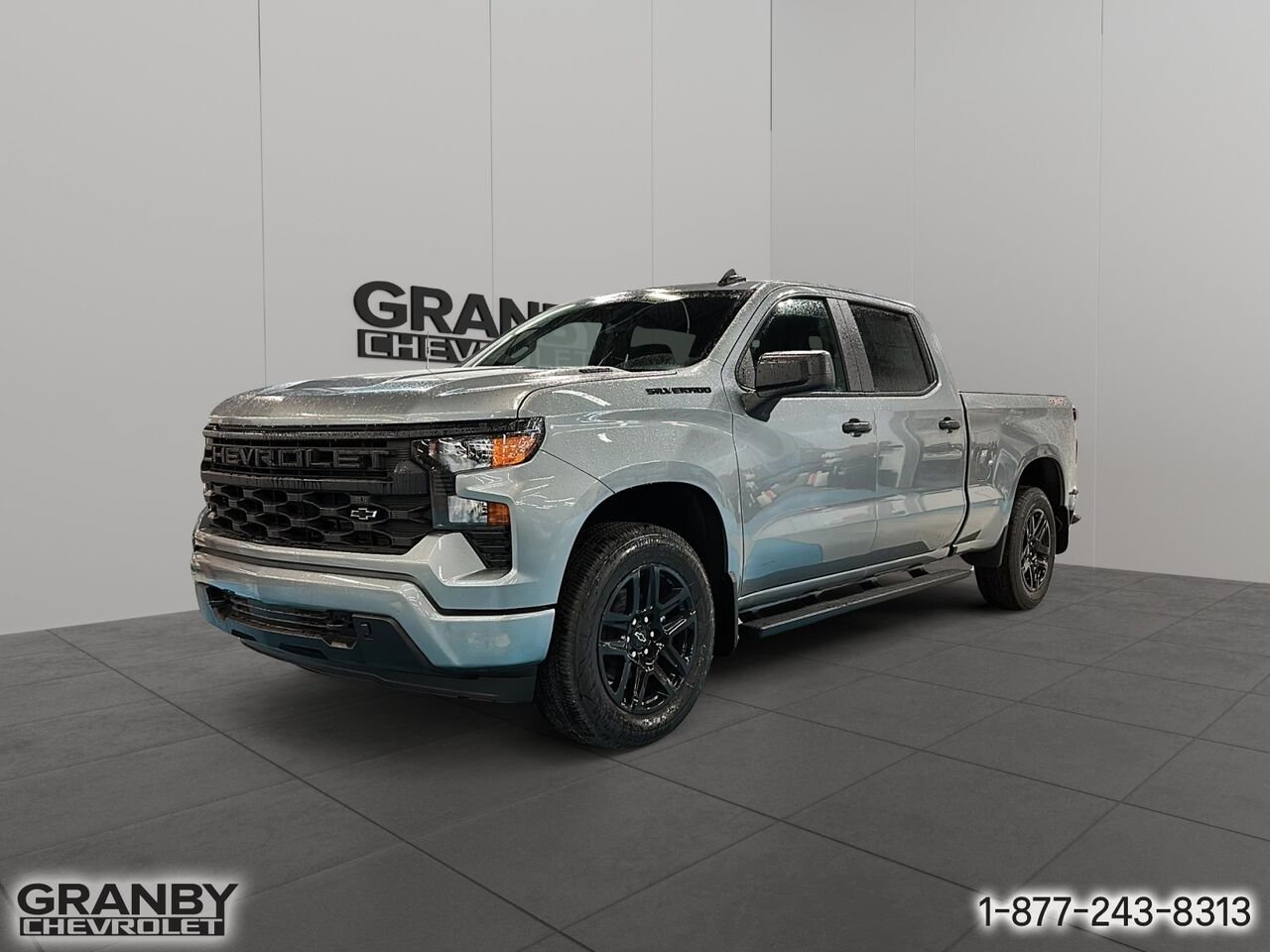 2026 CHEVROLET Silverado 1500 K1500 SILVERADO CREW CAB CUSTOM STD/BOX (1CX) | 26-0980 STERLING GREY METALLIC Granby - photo #0