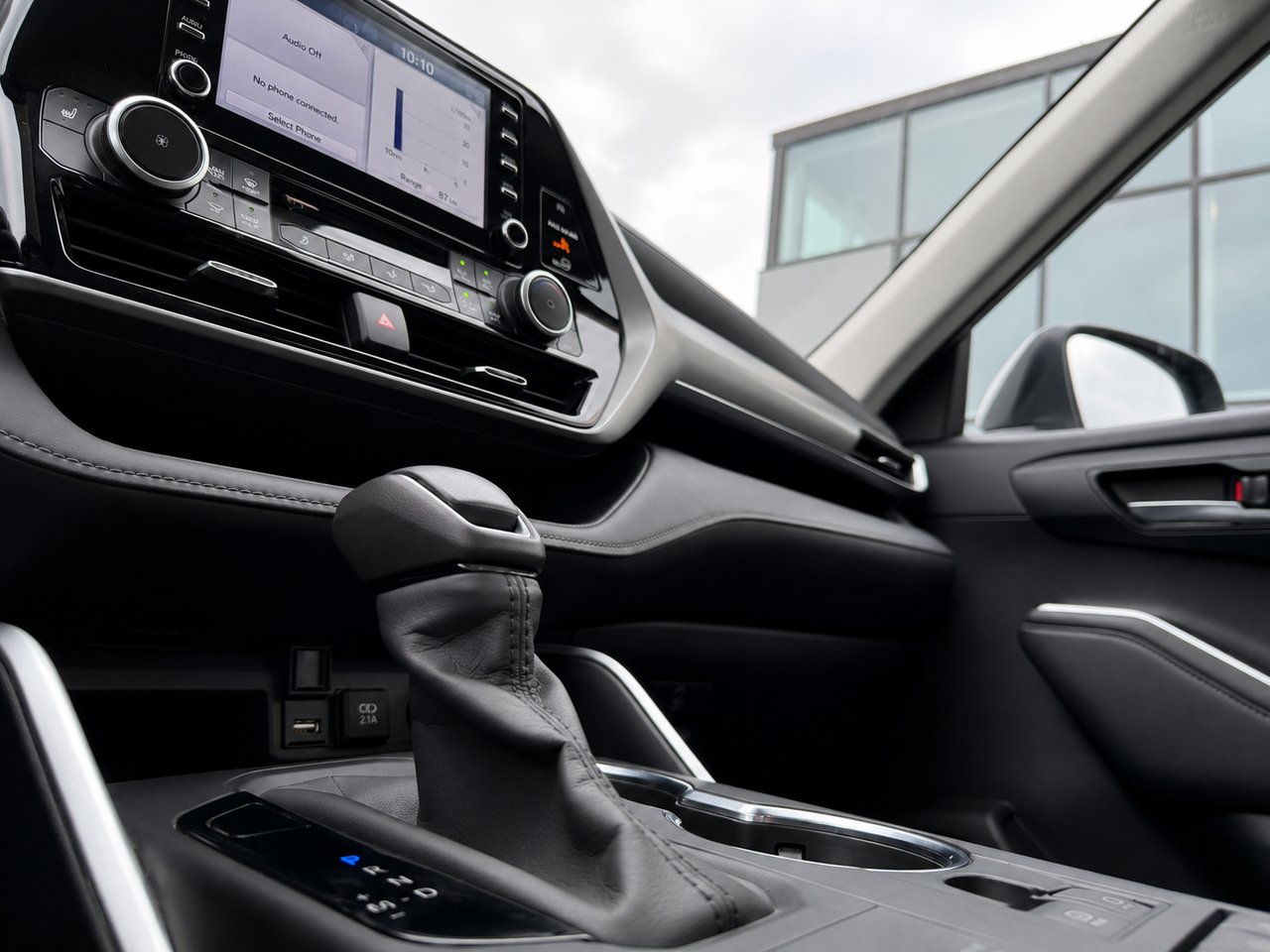 2020 TOYOTA HIGHLANDER L Grey Châteauguay - photo #9