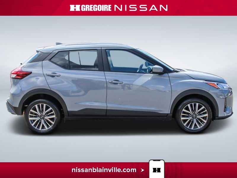 2024 Nissan Kicks Grey Blainville - photo #10