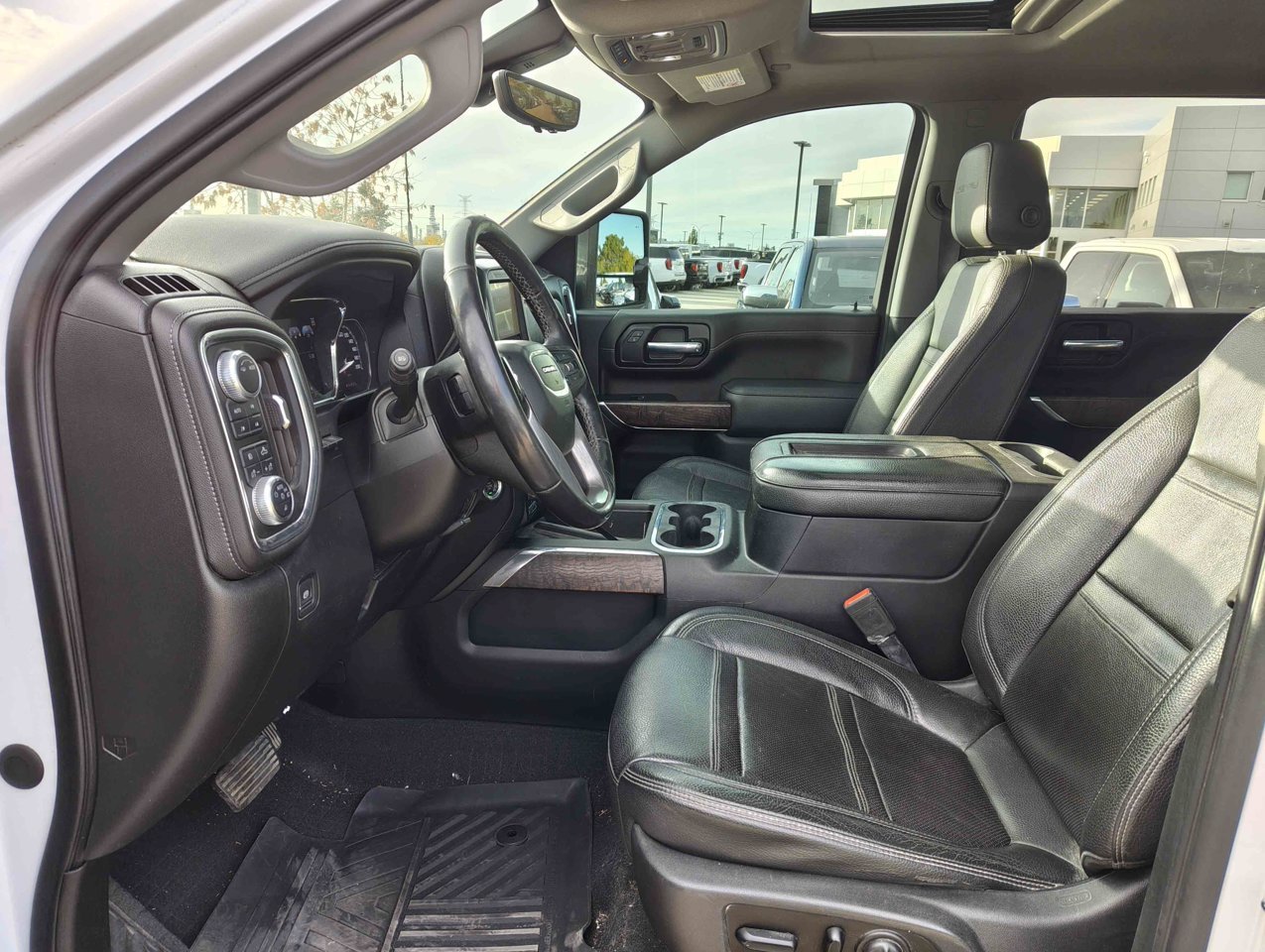 2020 GMC Sierra 3500HD 4WD Crew Cab 159 Denali White Sherwood Park - photo #6