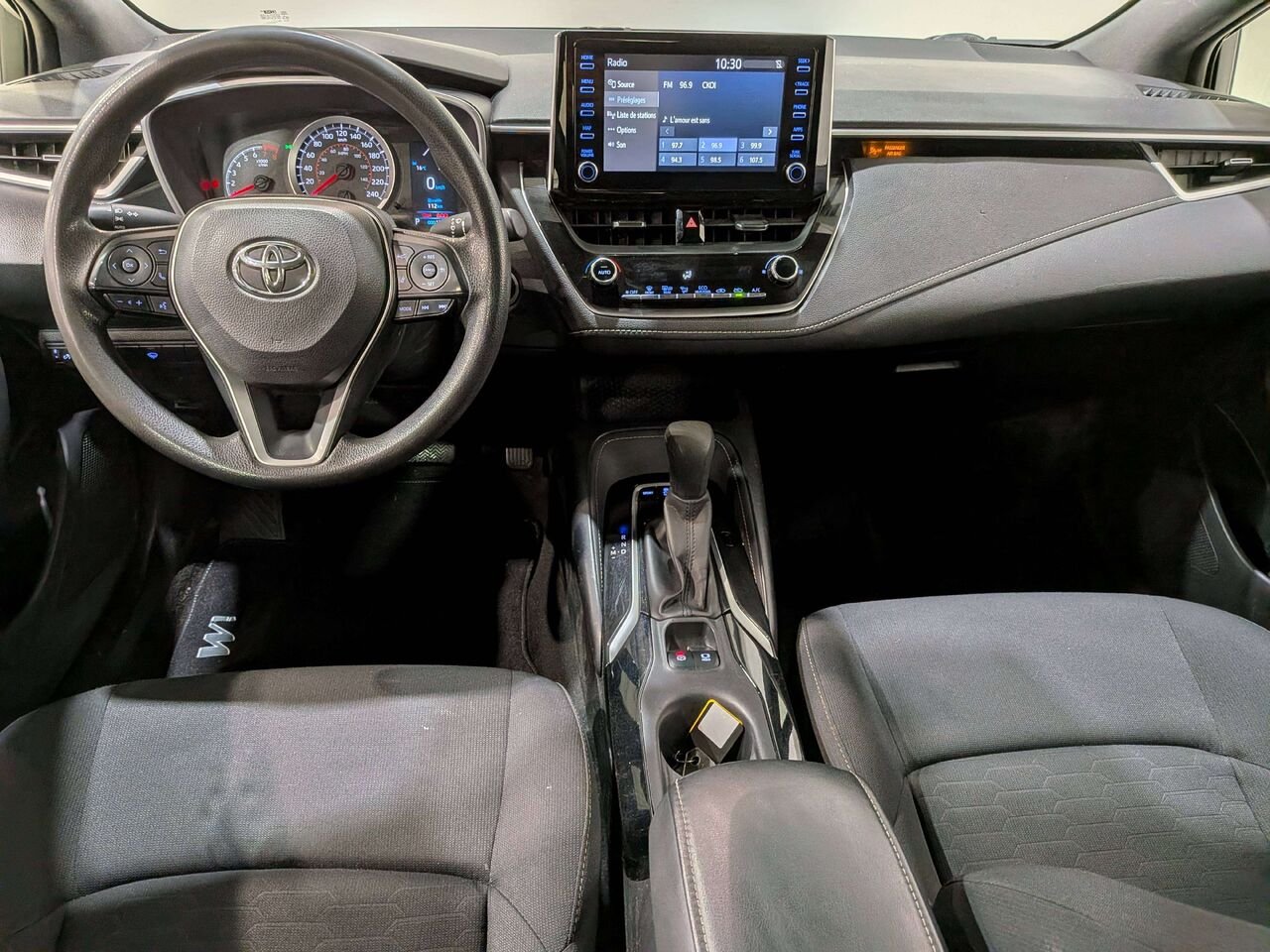 Toyota Corolla à hayon Manual 2019 Blanc Val-David - photo #27
