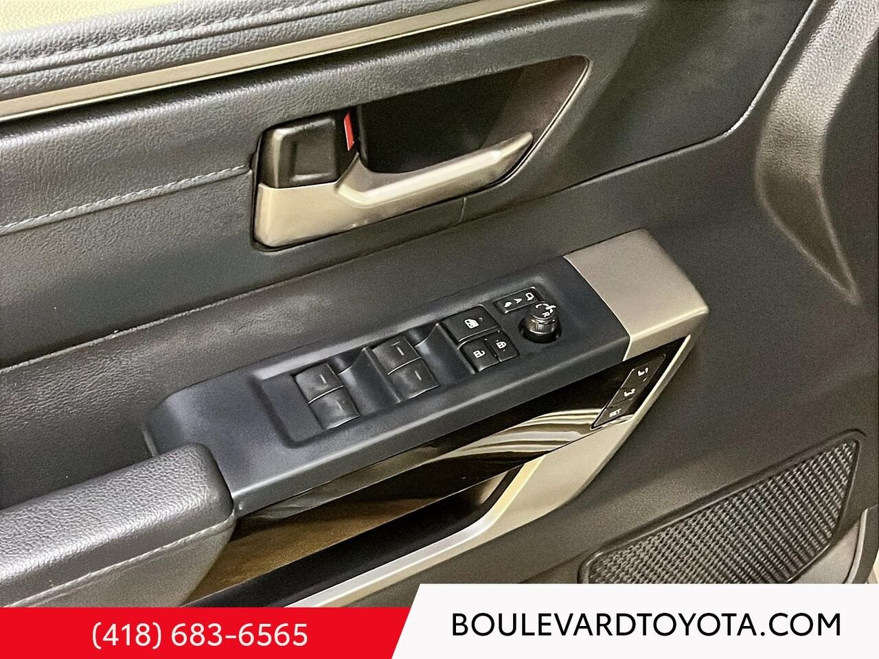 Toyota Tundra 100335A-21 | LIMITED CREWMAX, BOITE 6 PIEDS 2025 Gris Québec - photo #7