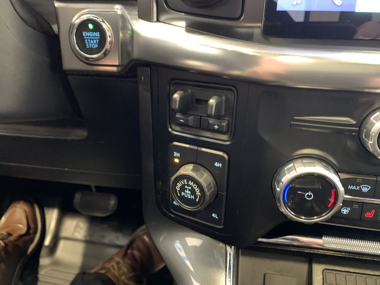 2023 Ford F-150 Grey Saint-Eustache - photo #42