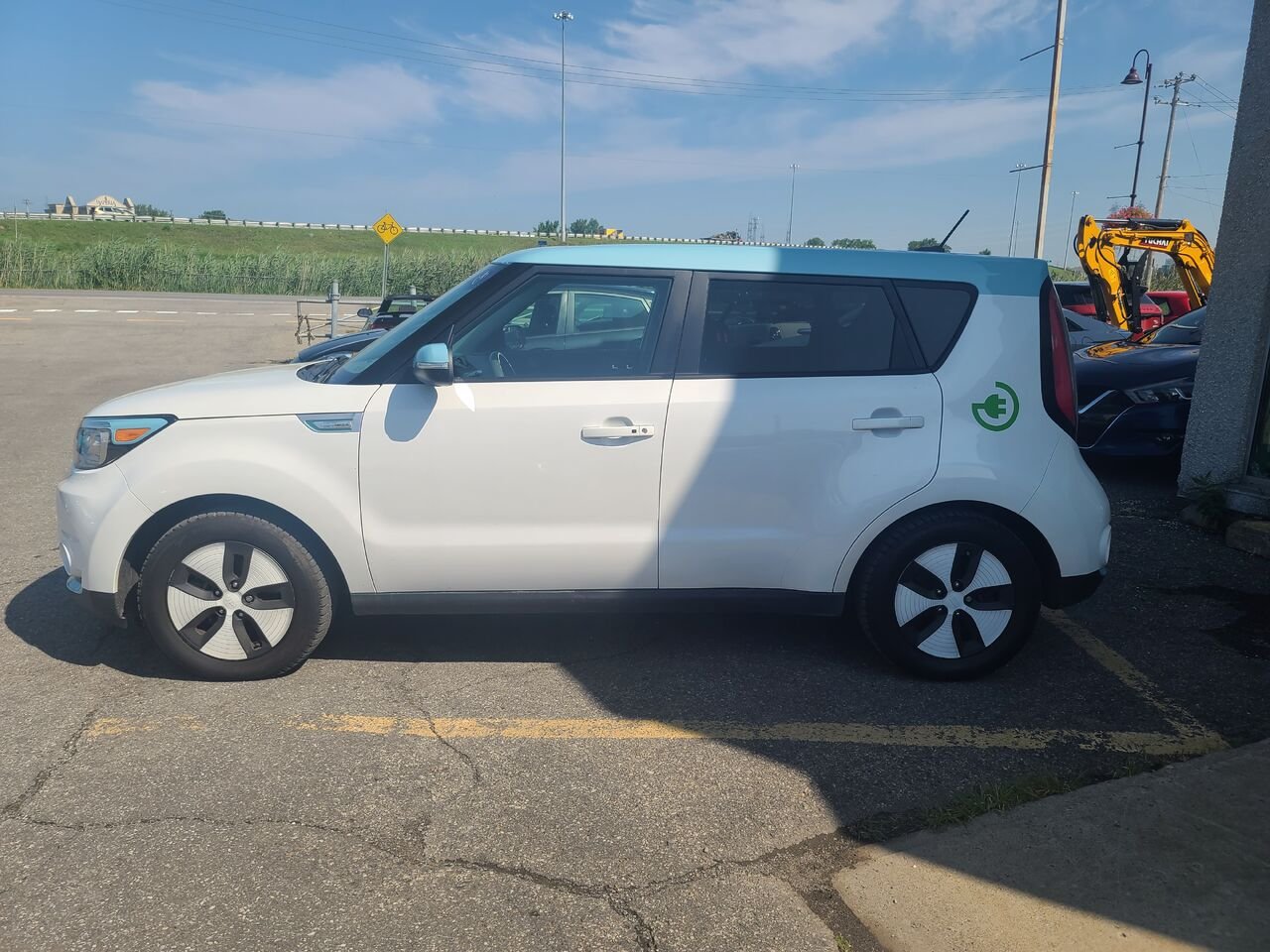 2018 Kia Soul EV White  - photo #1