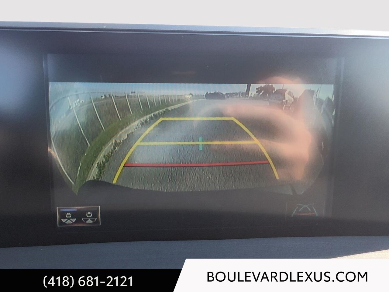 Lexus UX 19914A | UX 250h CVT 2019 Orange Québec - photo #15