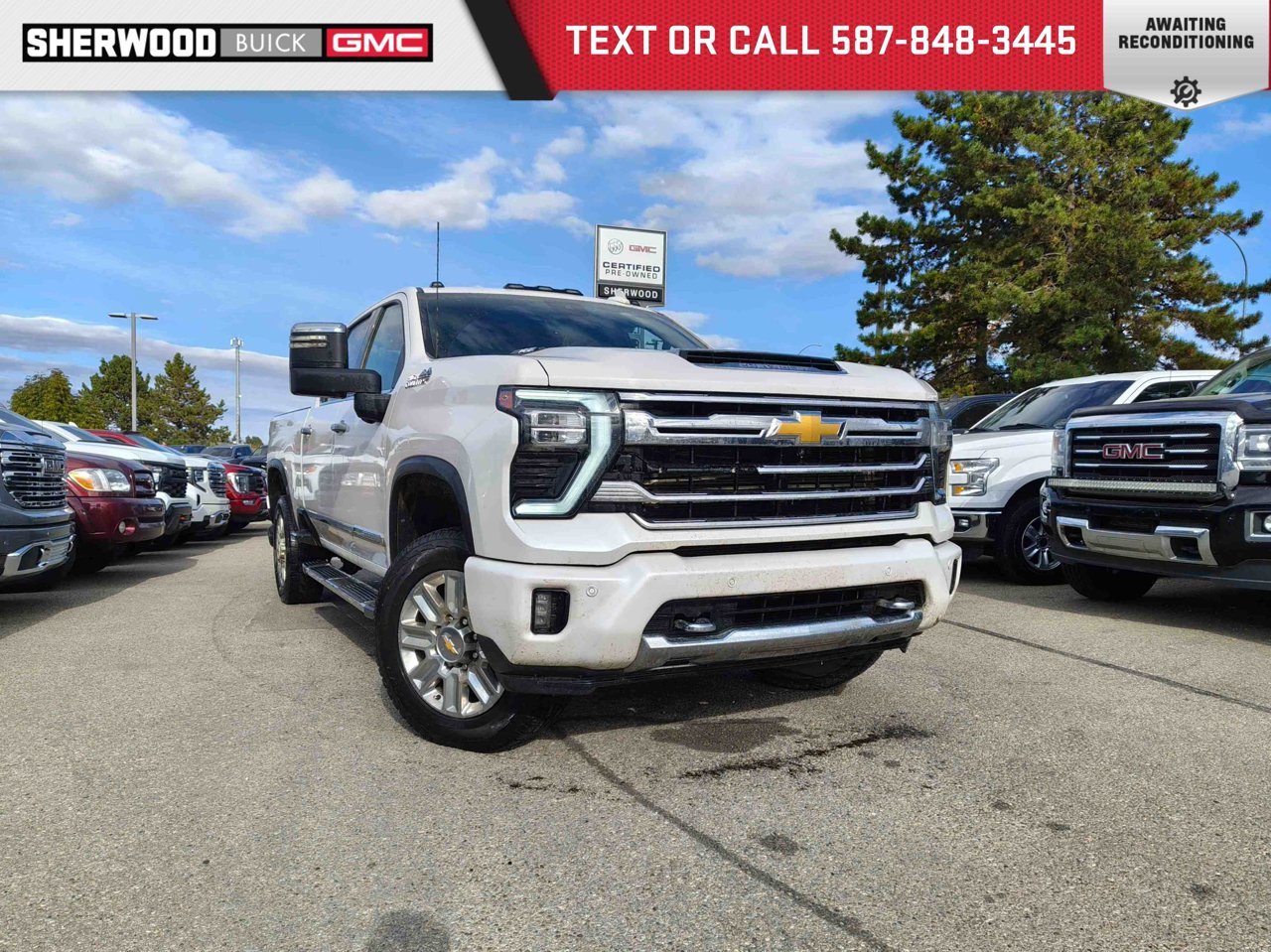 2025 Chevrolet Silverado 3500HD 4WD Crew Cab 159 High Country White Sherwood Park - photo #0