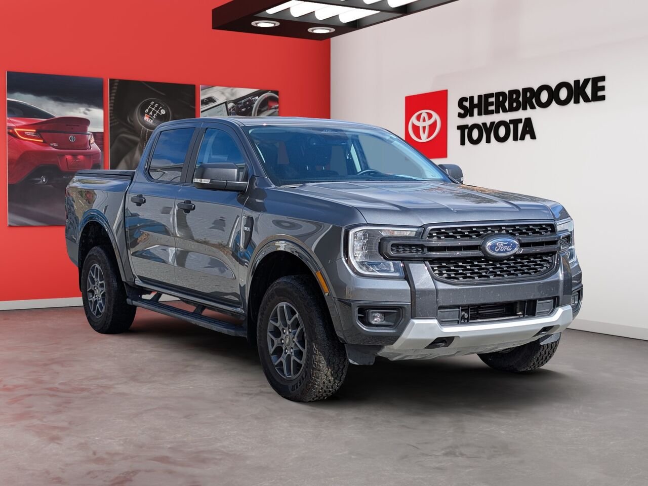 Ford Ranger XLT/SIÈGES CHAUFFANTS/AC BIZONE/CAMÉRA DE RECUL/BLUETOOTH 2024 Gris Sherbrooke - photo #1