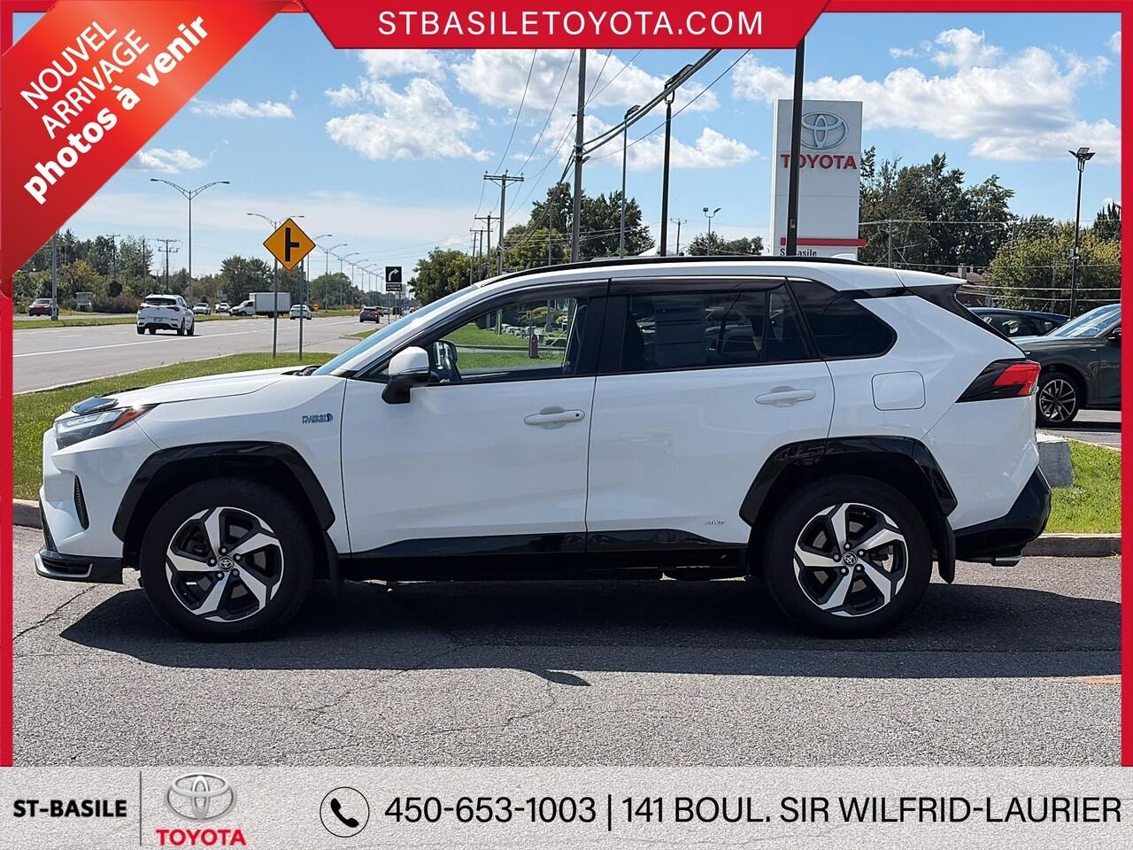 TOYOTA RAV4 PRIME 2023 Blanc Saint-Basile-le-Grand - photo #1