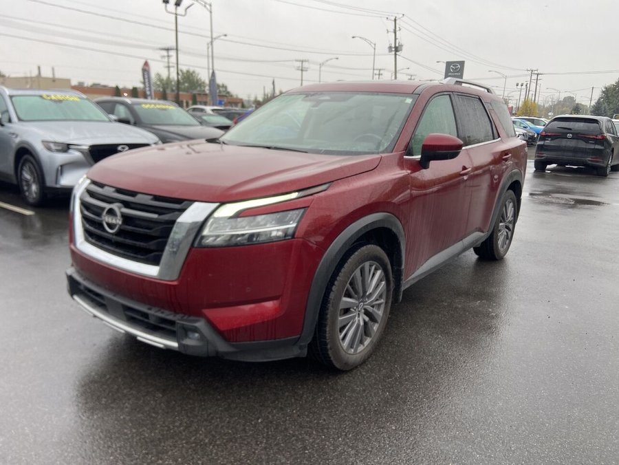 Nissan Pathfinder SL | AWD | CUIR | TOIT PANO | GARANTIE 1 AN INCLUSE | *579-888-9954* TEXTOS 2023 Rouge