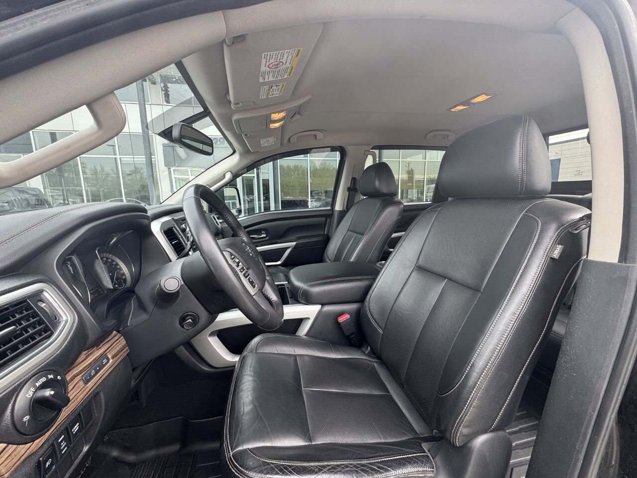 2016 Nissan Titan XD Cummins Black Granby - photo #14