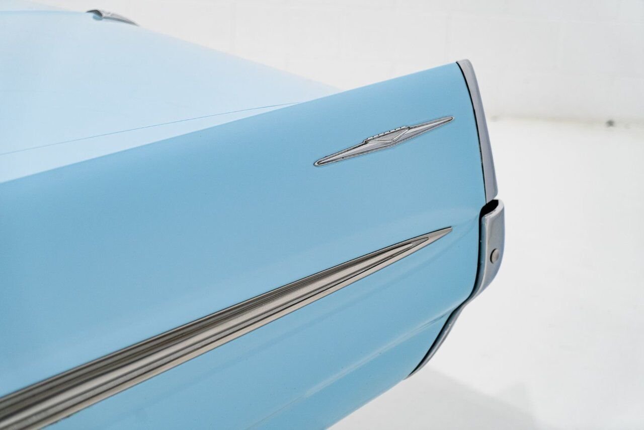1961 Pontiac Bonneville **PRIX EN USD**C8 Suffix 389cu.in. TriPower 4 Speed Blue Montreal - photo #39