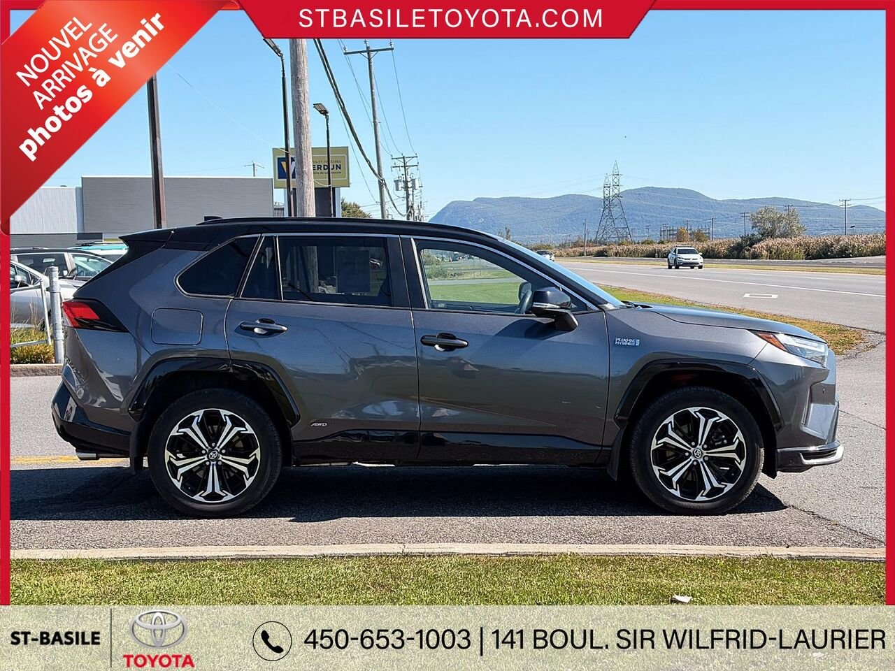 2024 TOYOTA RAV4 PRIME Grey Saint-Basile-le-Grand - photo #3