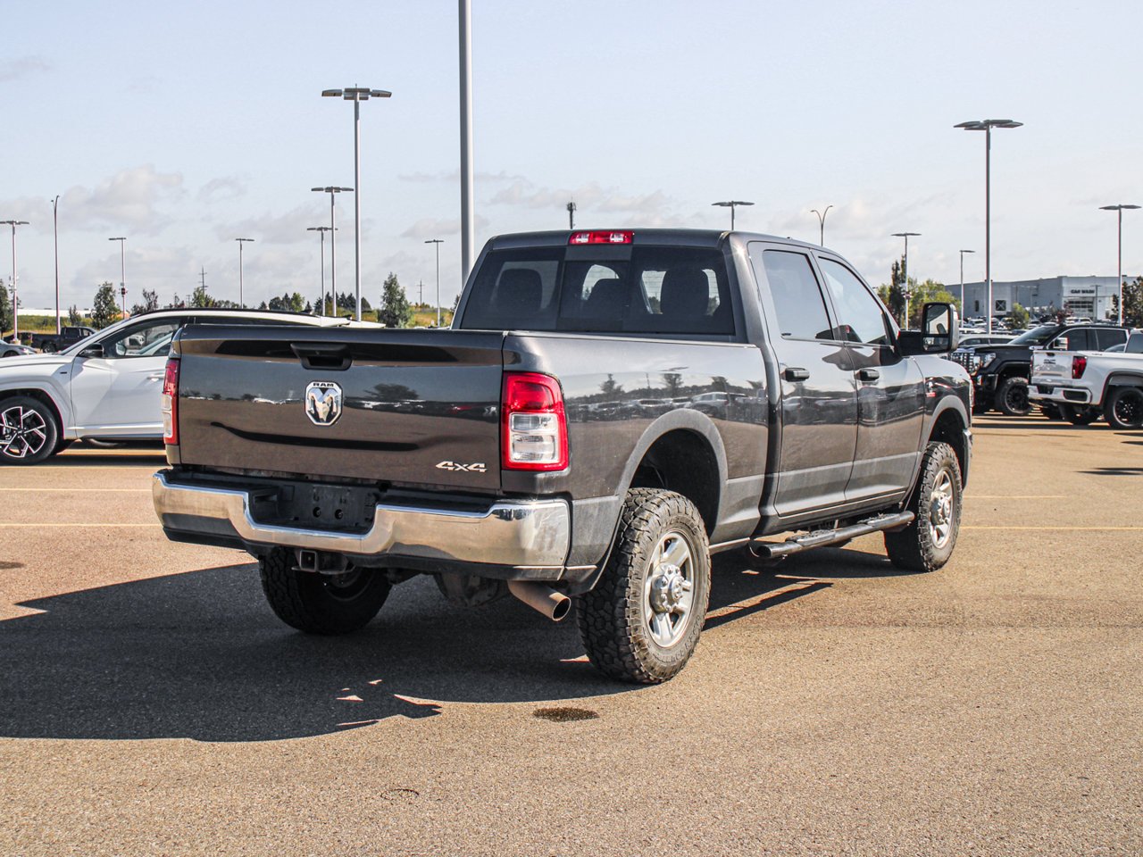 2024 Ram 3500 Tradesman 4x4 Crew Cab 6'4 Box Grey Sherwood Park - photo #8