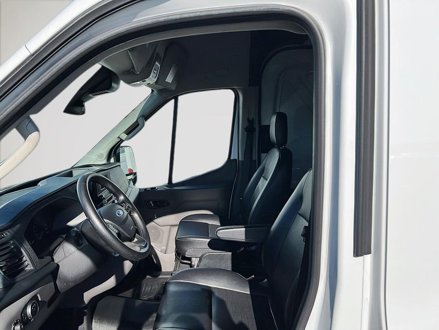 2025 Ford Transit fourgon utilitaire AWD T-250 TI toit surélevé 148 po PNBV de 9 070 lb
