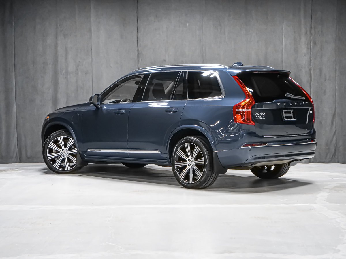Volvo XC90 Recharge T8 PLUS BRIGHT 2024 Bleu Montréal - photo #3