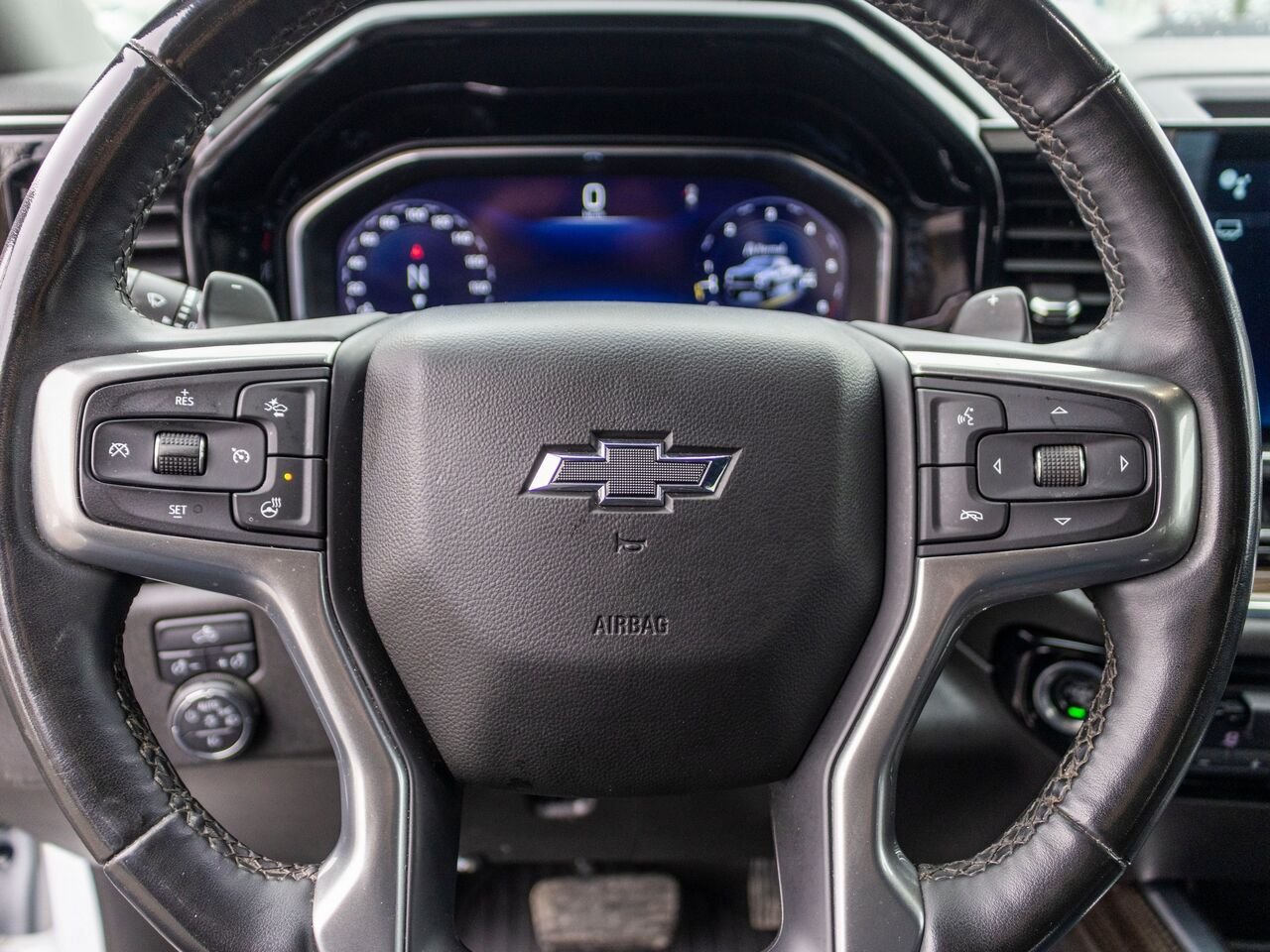 Chevrolet Silverado 1500 LT Trail Boss cabine multiplace 2024 Blanc Châteauguay - photo #11