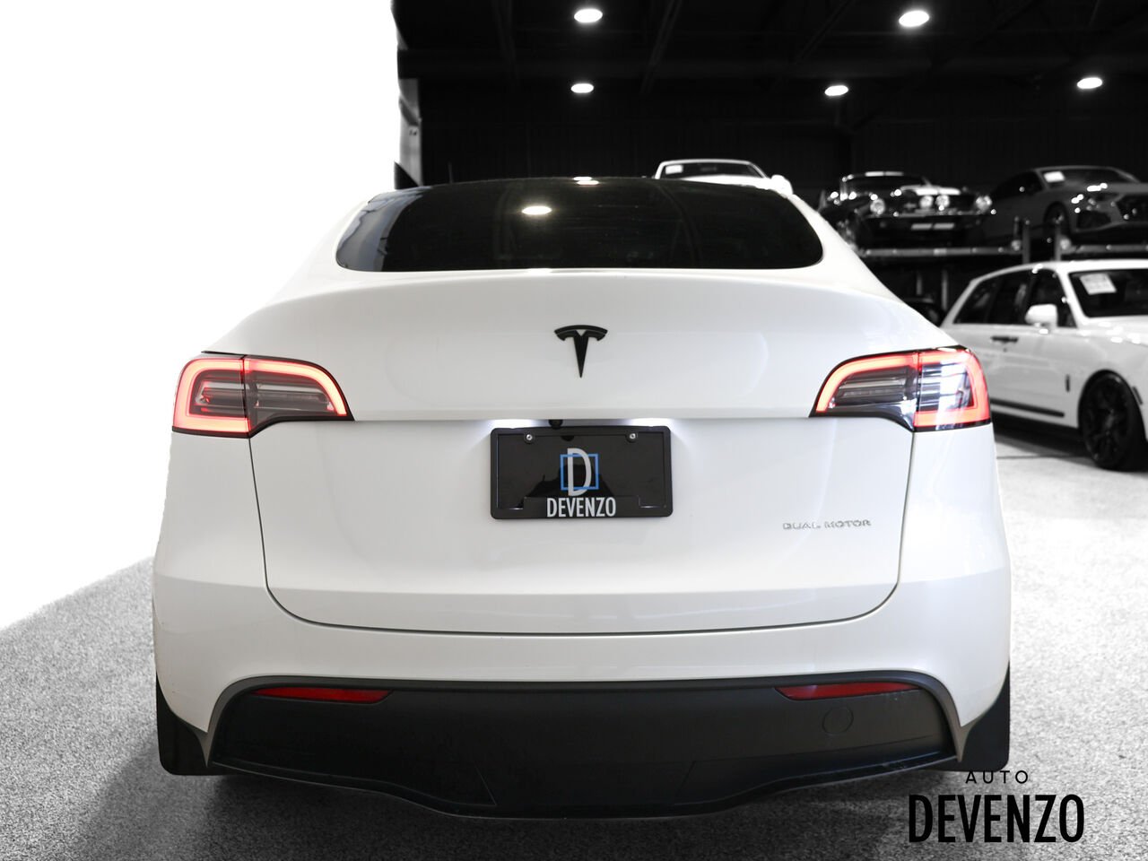 Tesla Model Y 2023 Blanc Saint-Eustache - photo #3