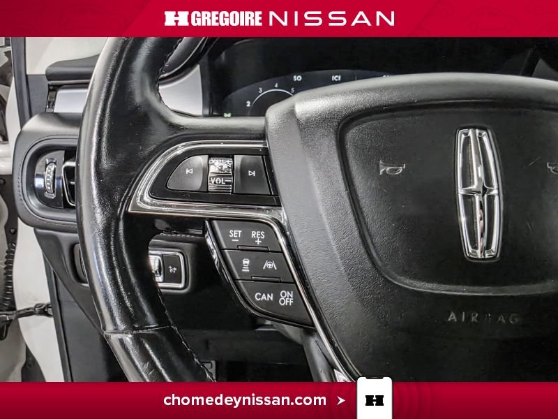 2022 Lincoln Nautilus Grey Laval - photo #18