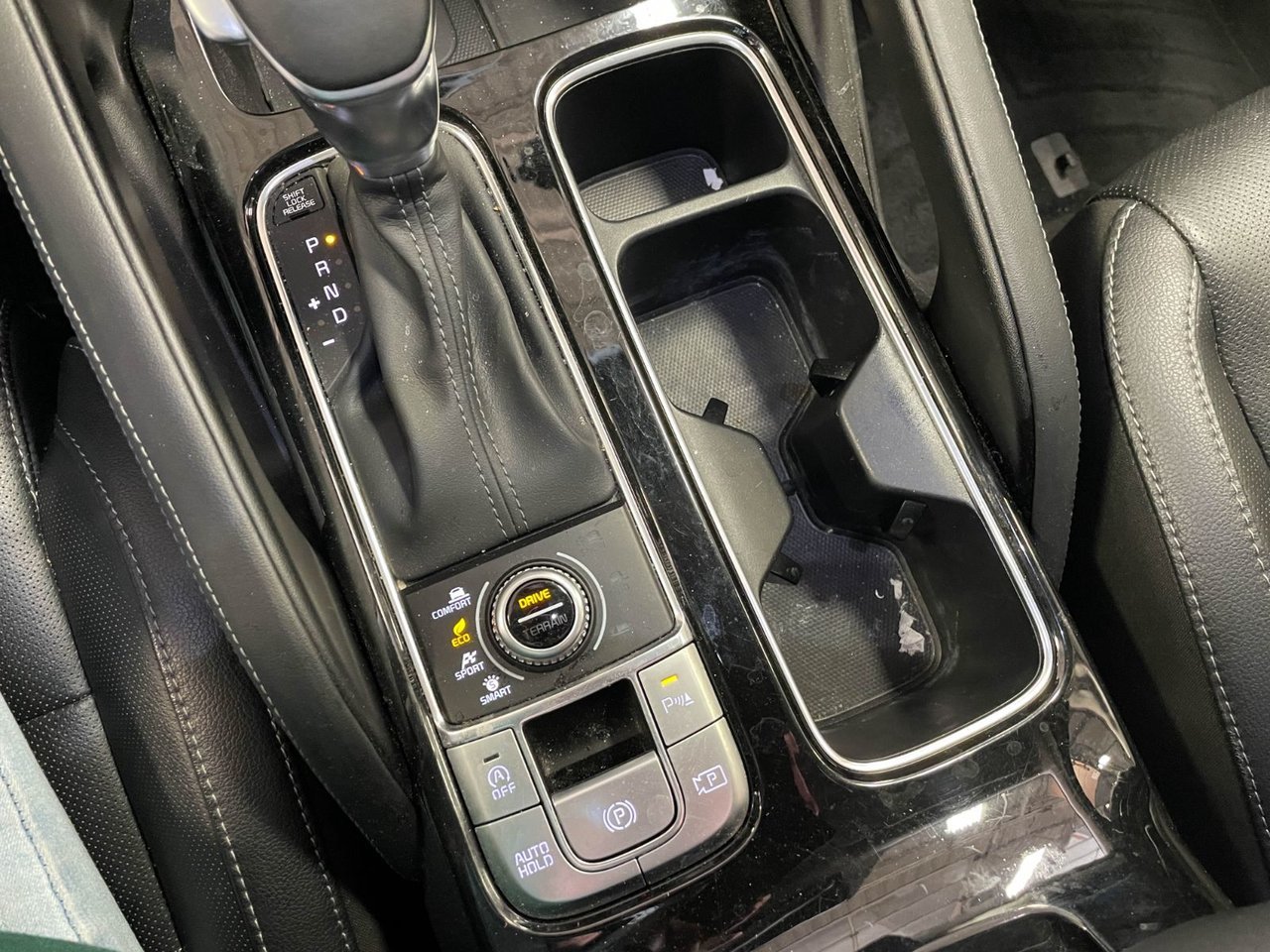 2024 Kia Telluride SX LIMITED AWD *TOIT NAV CUIR SIÈGES VENT REG ADAP Red Saint-Jérôme - photo #16
