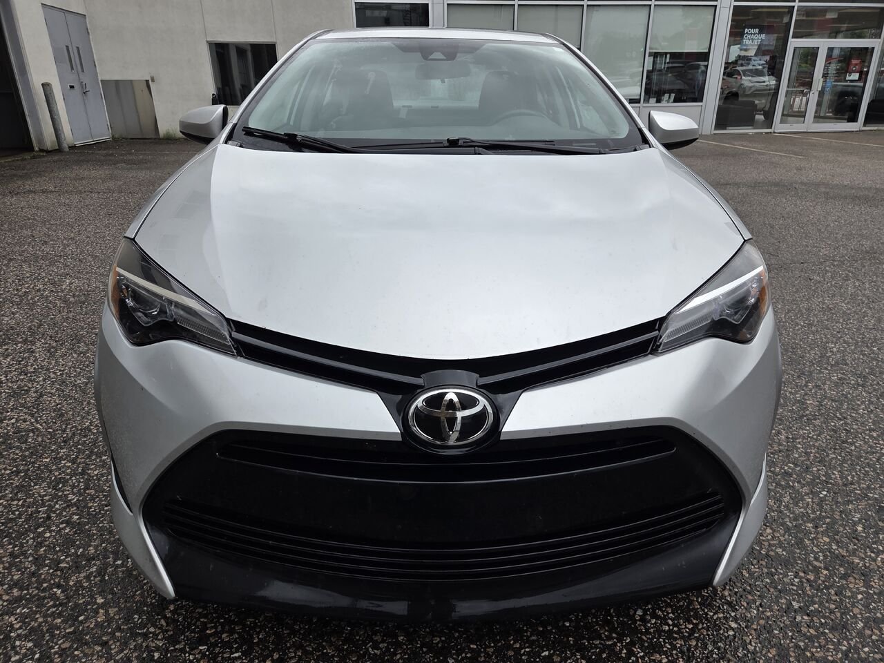 Toyota COROLLA 2017 Argent Mont-Laurier - photo #1