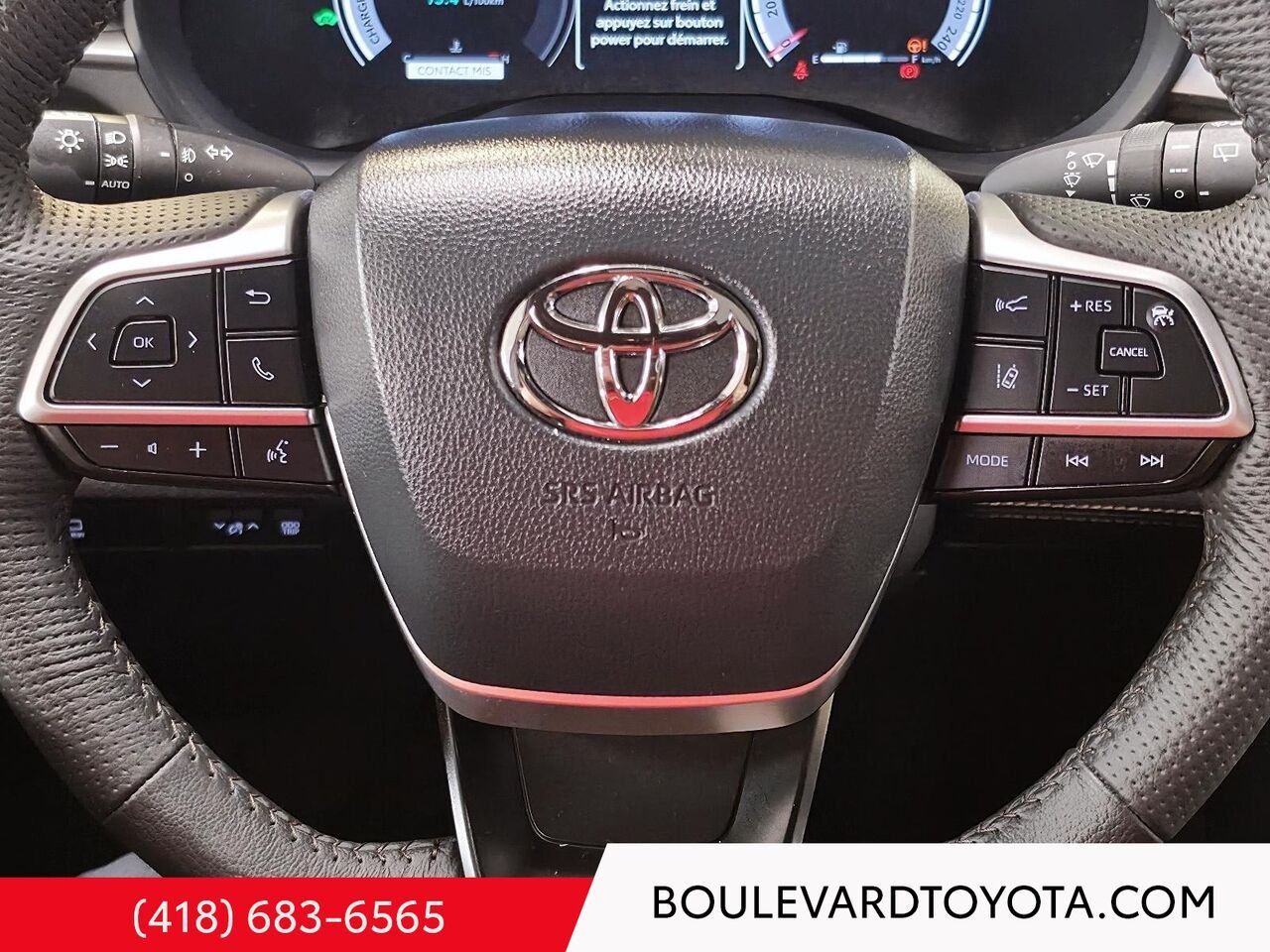 2025 Toyota Sienna 100498A-74 | LIMITED, 7 PLACES, AWD Blue Québec - photo #12