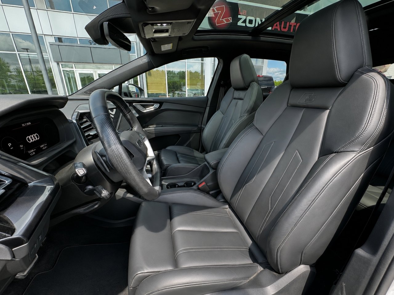 2023 Audi Q4 e-tron Grey Granby - photo #12