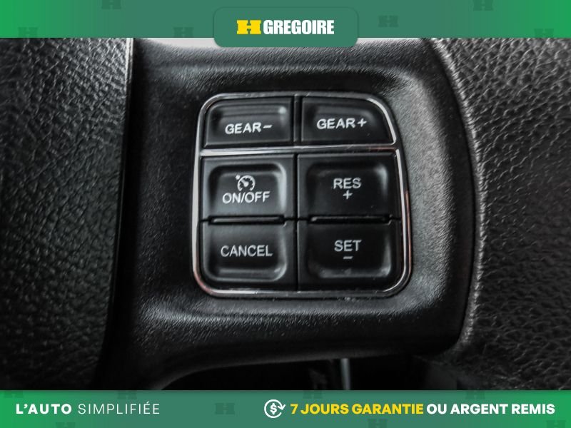 2019 Ram 1500 Grey Saint-Eustache - photo #21