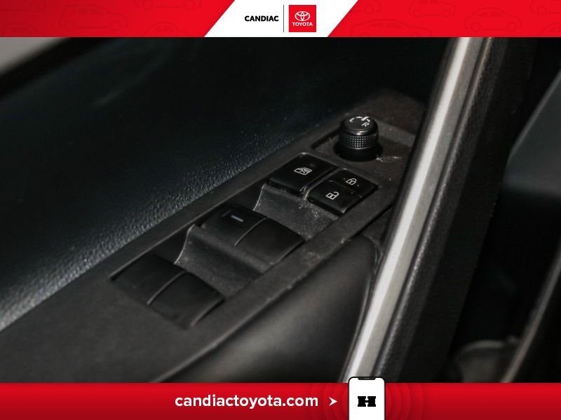 2025 Toyota Corolla Black Laval - photo #17