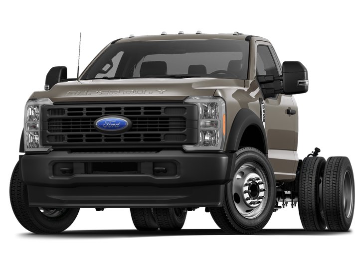 2027 Ford Super Duty F-450 DRW Châssis-cabines XLT