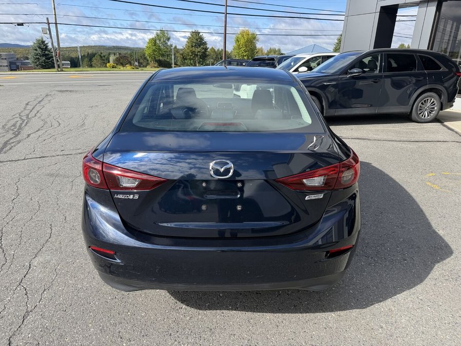 Mazda Mazda3 2015 2015 Bleu