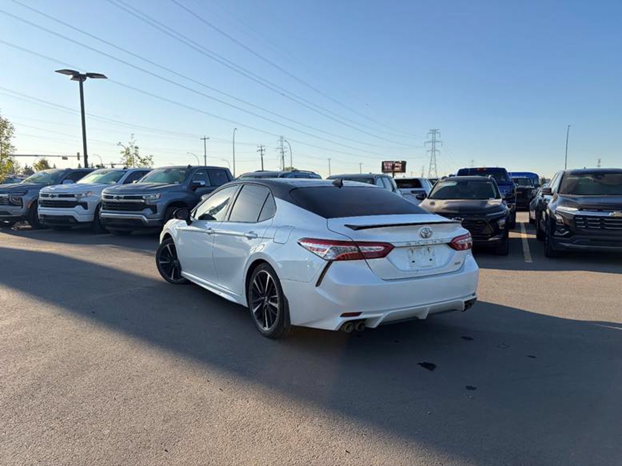 2020 Toyota Camry XSE Auto Wind Chill w/Black Roof Sherwood Park - photo #3