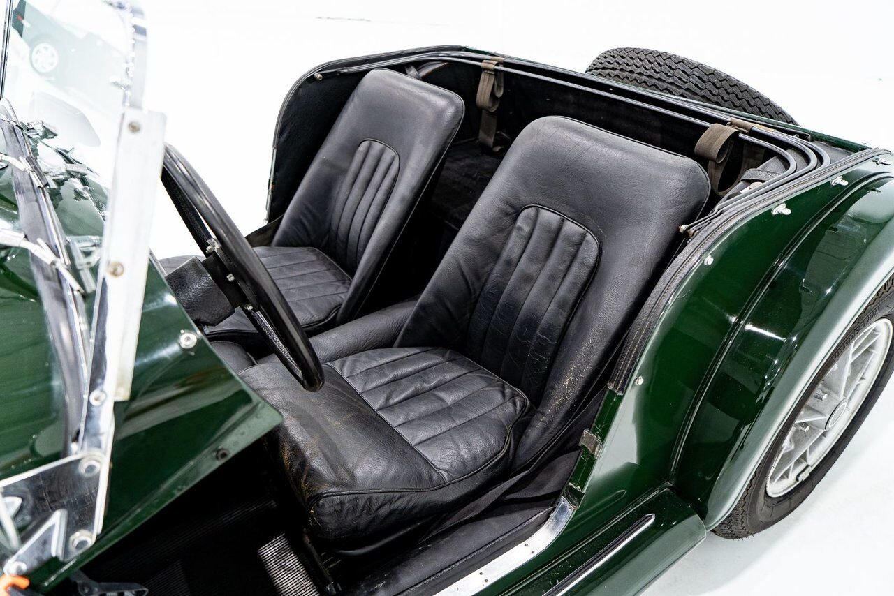 Morgan Plus 8 Unrestored with only 7137km (4435miles) | PRIX EN USD 1970 Vert Montréal - photo #7