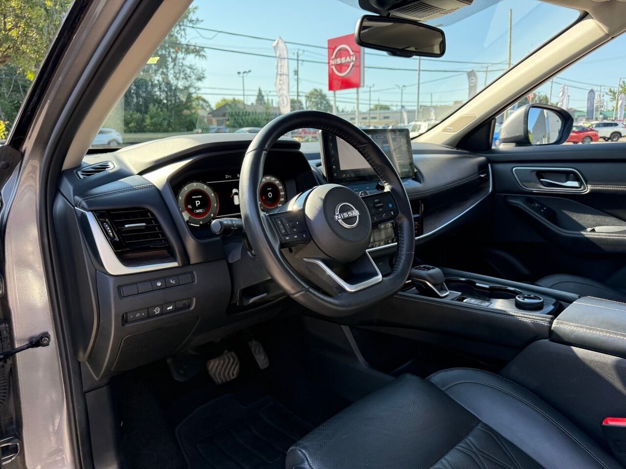 Nissan Rogue Platine TI 2024 Gris Châteauguay - photo #8