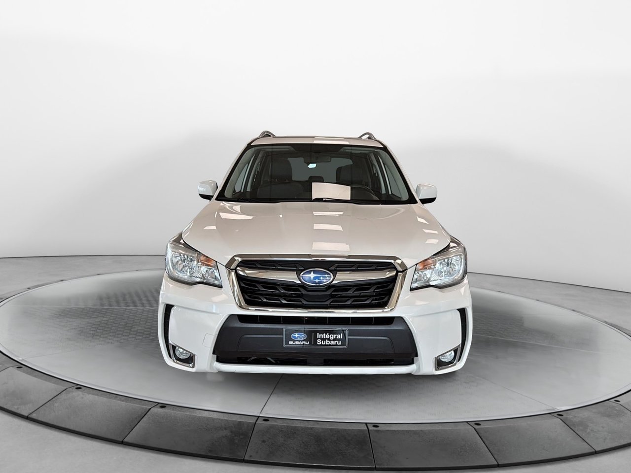 2017 Subaru Forester White Baie-Comeau - photo #2