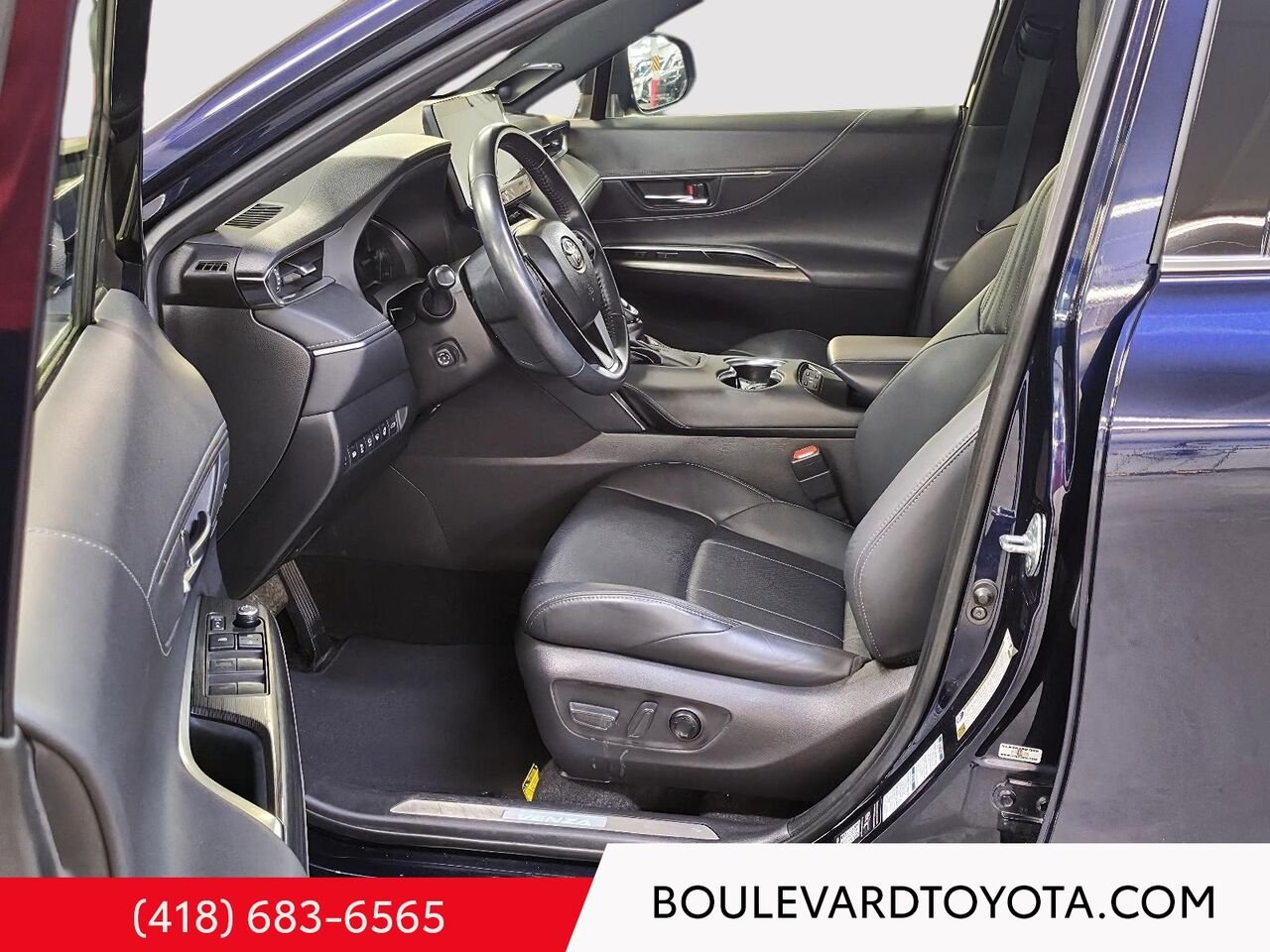 Toyota Venza 531859A-81 | LIMITED, AWD 2022 Bleu Québec - photo #8