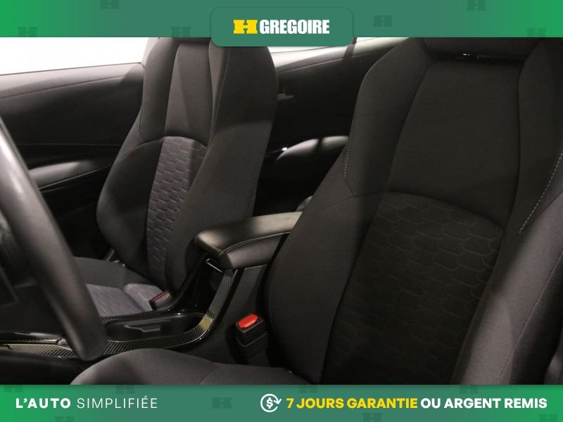Toyota Corolla 822605 | CVT AUTO AC GR ELECT MAGS CAM RECUL BLEUTOOTH 2022 Noir Laval - photo #40