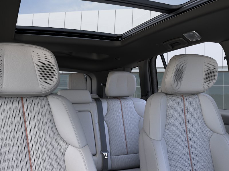 CADILLAC VISTIQ TI 4 portes de luxe 2027 Blanc Sherbrooke - photo #23