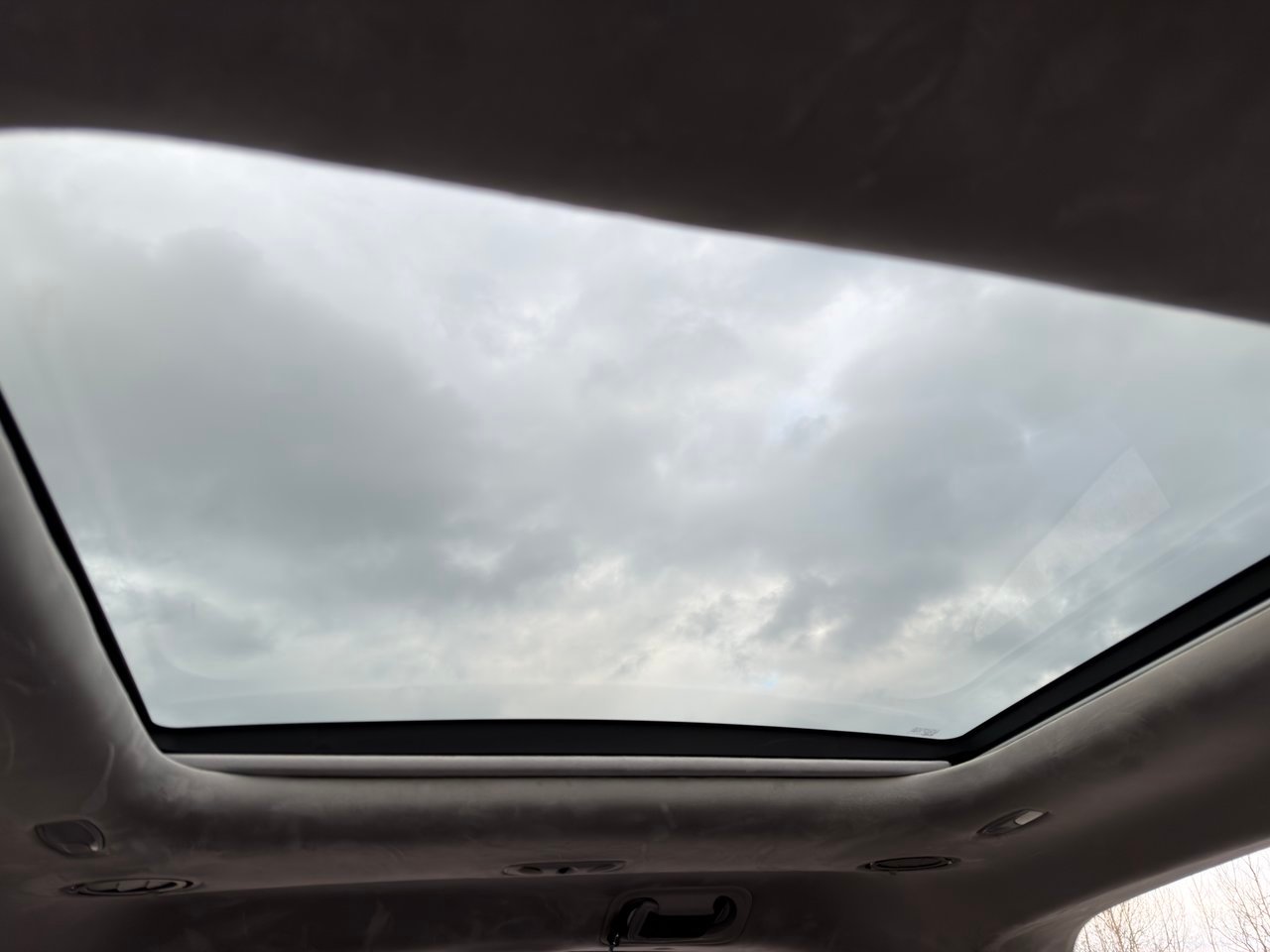 2023 Kia Telluride White Thetford Mines - photo #37