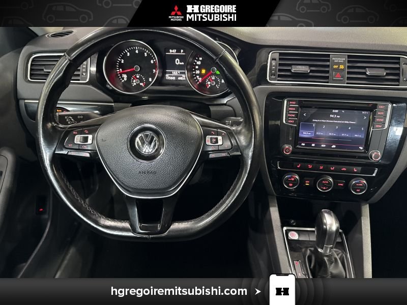 2017 Volkswagen Jetta Black Blainville - photo #16