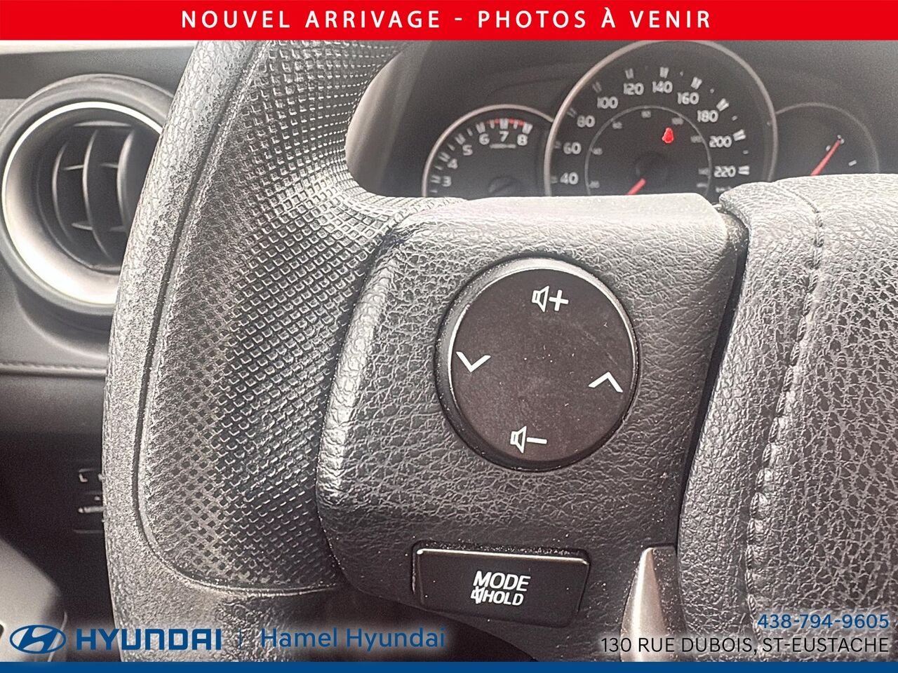 Toyota RAV4 2016 Rouge Saint-Eustache - photo #14