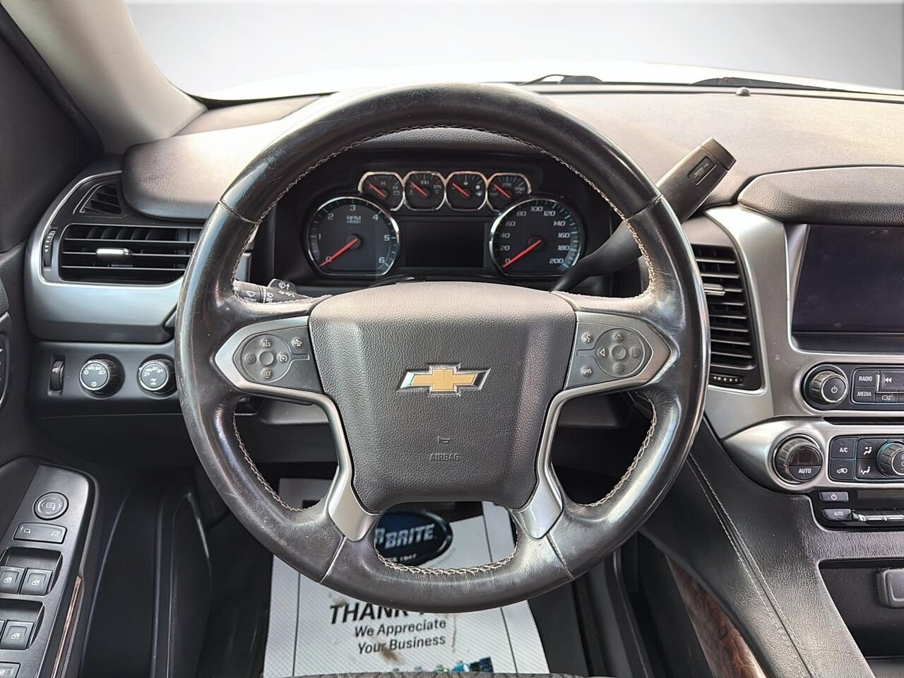 CHEVROLET TAHOE 2017 Blanc Saint-Hyacinthe - photo #9