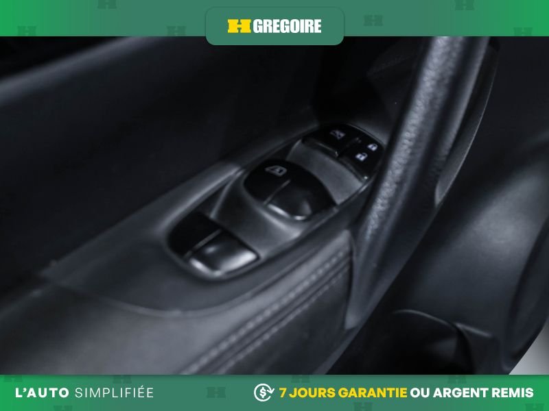 2019 Nissan Qashqai Black Saint-Eustache - photo #13