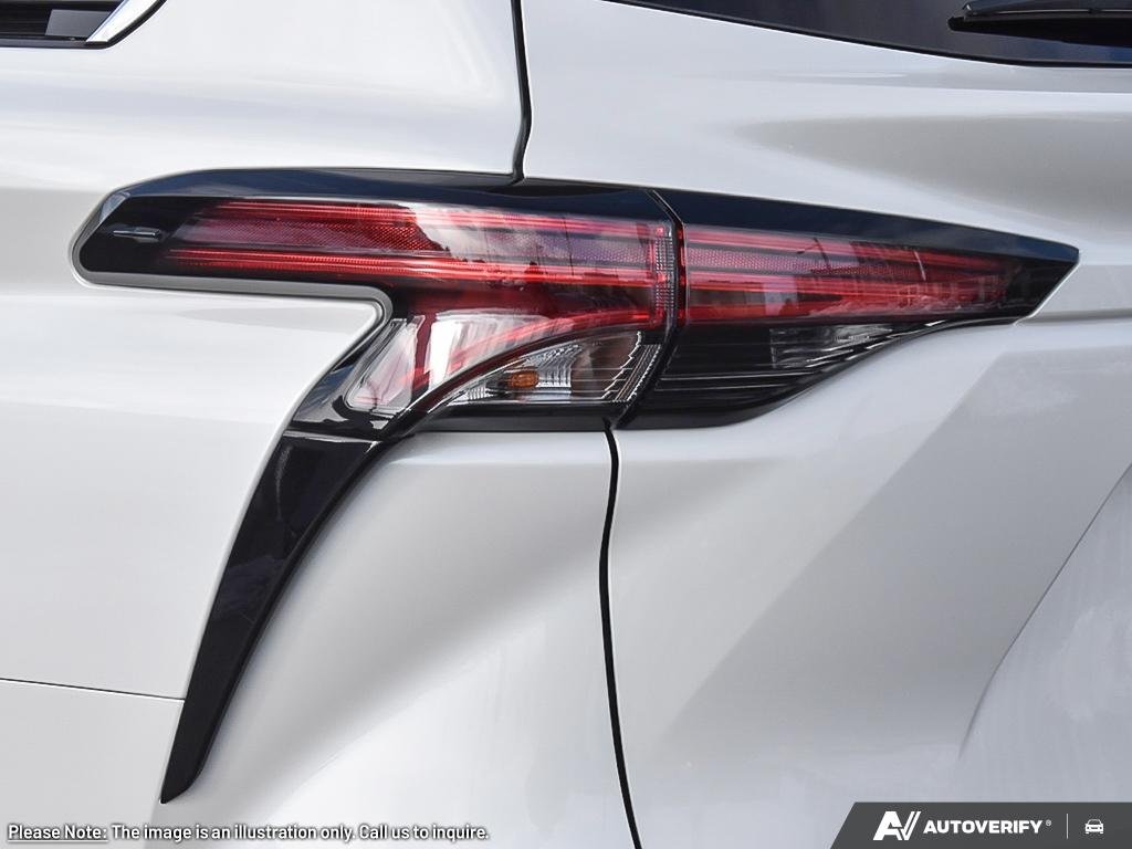 Toyota Sienna Limited TI 7 places 2026 Frisson glacé nacré Sherbrooke - photo #9