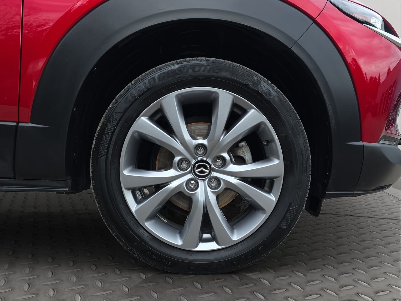 2023 Mazda CX-30 GS TI, INTÉGRALE, SIÈGES CHAUFFANTS, AUXILIÈRE, VOLANT CHAUFFANT Red Val-David - photo #23