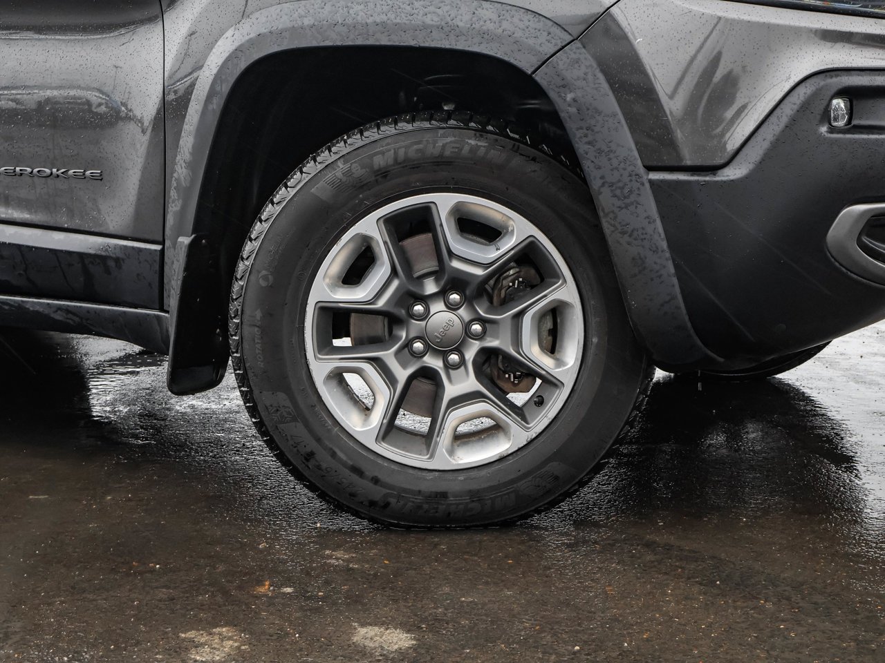 2020 Jeep Cherokee Trailhawk 4x4 Grey Sherwood Park - photo #4