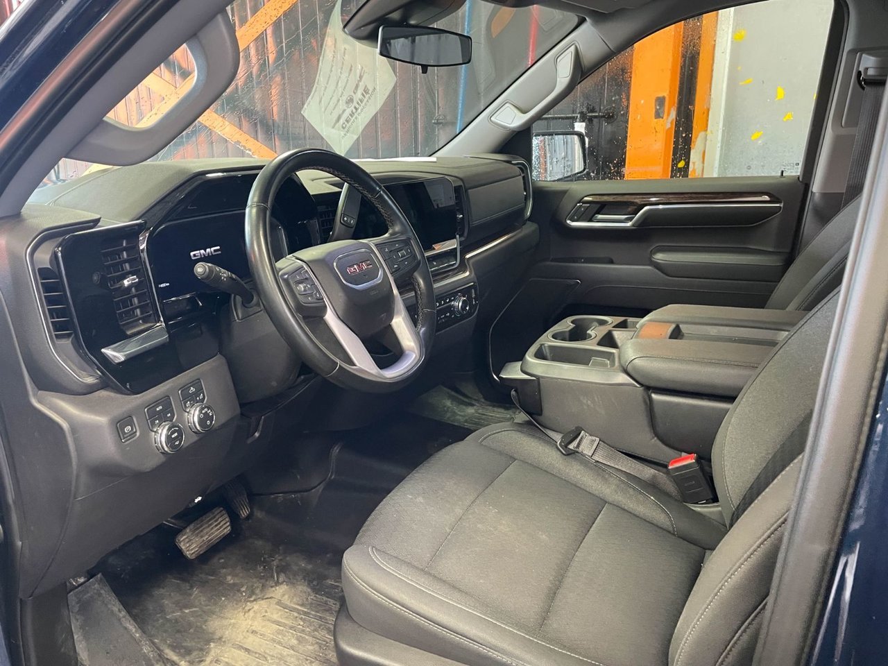 GMC Sierra 1500 SLE CREW 4X4 *NAV* SIÈGES CHAUFF BEDLINER CARPLAY 2023 Bleu Saint-Jérôme - photo #2